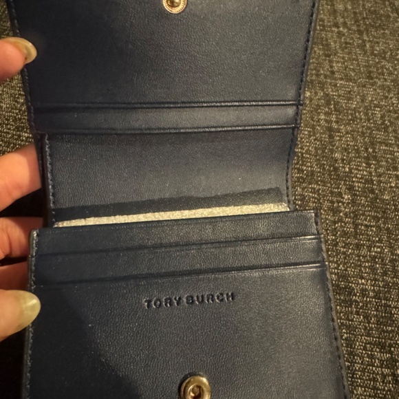Tory Burch Wallet - Picture 4 of 6